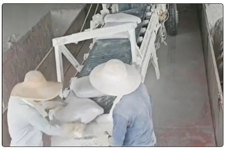 潔匠凈化水泥廠安裝高壓噴霧設備實現除臭