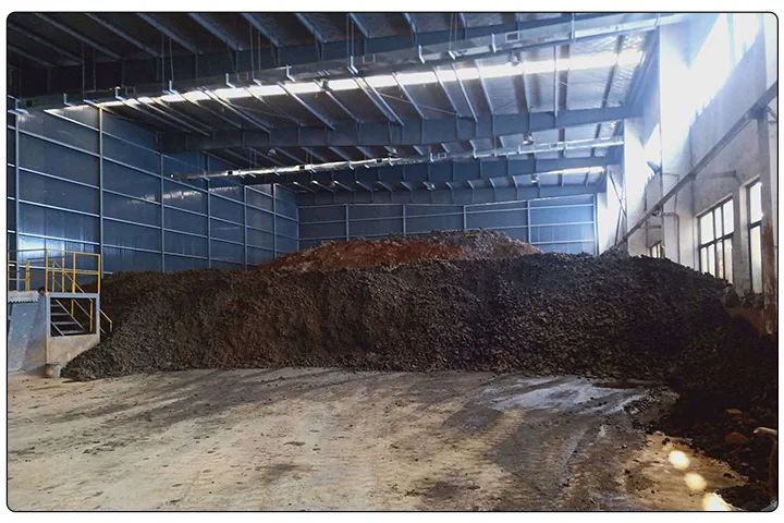 潔匠凈化污泥制磚利用高壓噴霧設(shè)備實(shí)現(xiàn)除臭